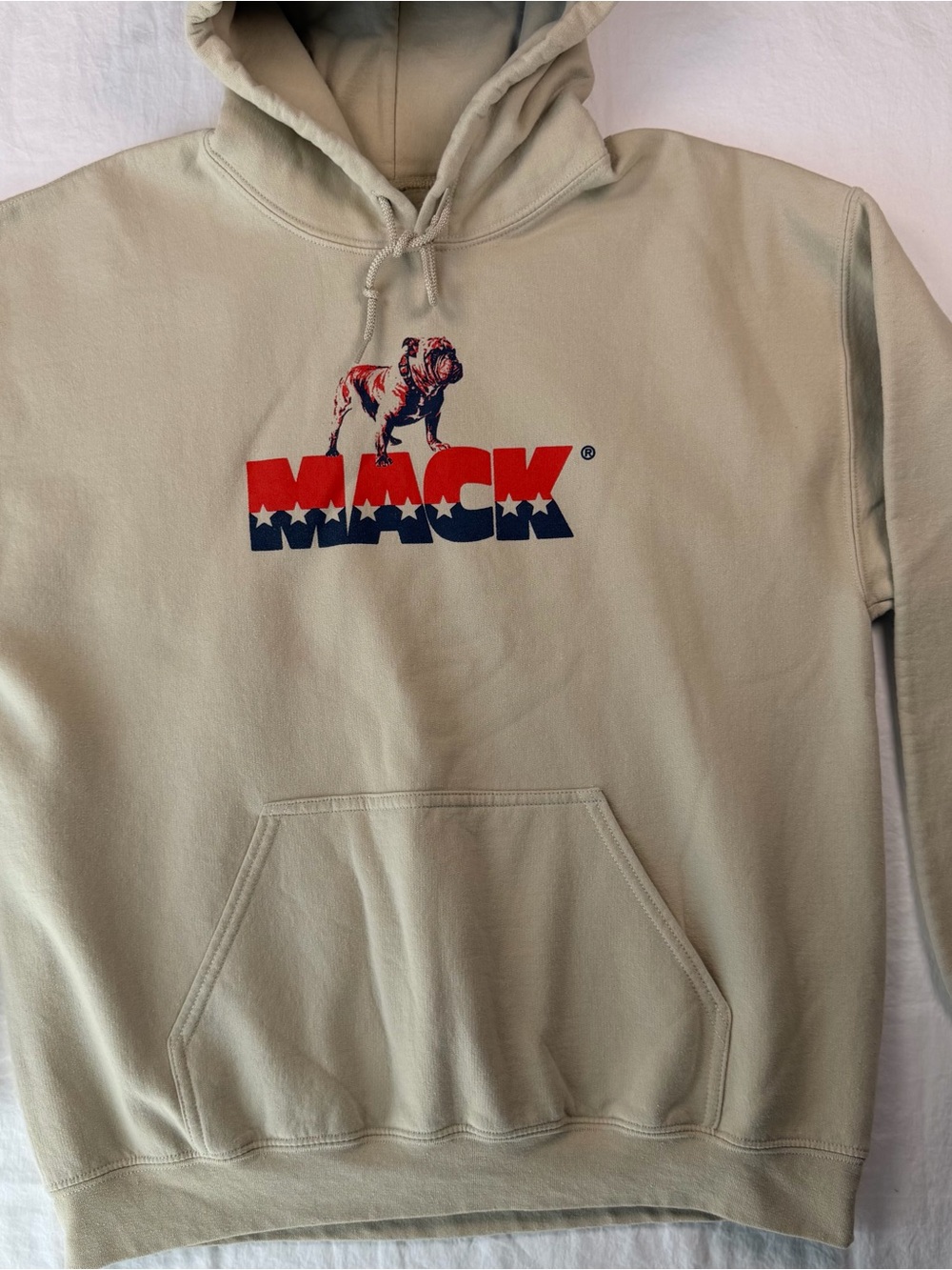 Mack Trucks Official Licensed Hoodie Men’s L  Bulldog Graphic Front back print